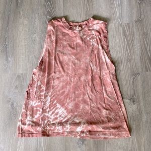 Lululemon salmon-pink tank top, size 12